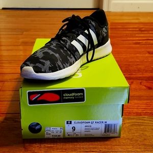 Adidas Cloudfoam QT Racer, Women's Size 9, Black and White Floral Pattern